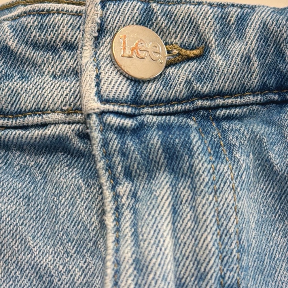 LEE Denim Cut Off Short High Rise Medium Wash 
Frayed Hem Size 25 - Picture 5 of 7